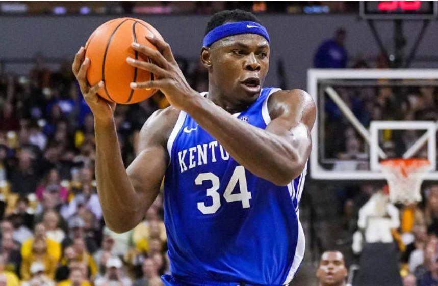 NBA/Draft : Oscar Tshiebwe zappé de nouveau comme 22 autres jeunes joueurs NBA/Draft : Oscar Tshiebwe zappé de nouveau comme 22 autres jeunes joueurs