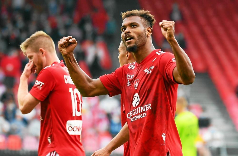 Mercato: Strasbourg rêve de Steve Mounié Mercato: Strasbourg rêve de Steve Mounié