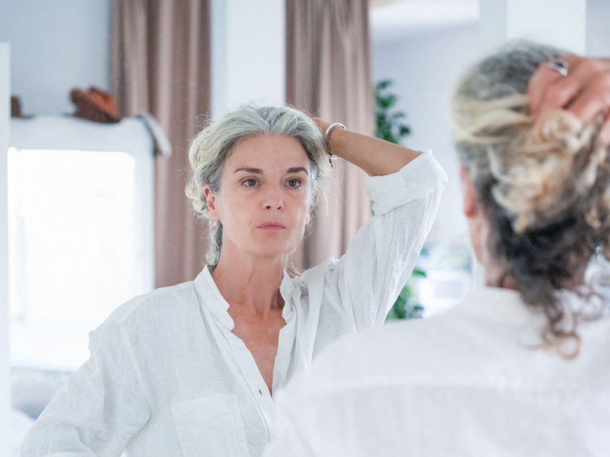 Cheveux Blancs Comme Mécanisme de Défense Contre Cancer Cheveux Blancs Comme Mécanisme de Défense Contre Cancer