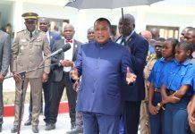 Traque des Bébés Noirs: Ordre du Président Traque des Bébés Noirs: Ordre du Président