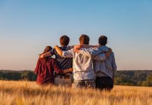 « Notre identité n’est pas aussi stable qu’on pourrait le croire » "Notre identité n'est pas aussi stable qu'on pourrait le croire"