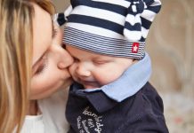 Envie de Mordre Ceux Qu’on Aime Très Fort Envie de Mordre Ceux Qu'on Aime Très Fort