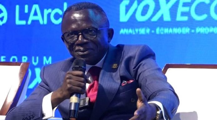 Réformes Gouvernementales Pour Diversification Économique Réformes Gouvernementales Pour Diversification Économique