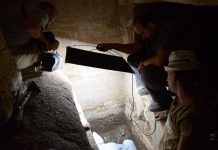 Découverte de 200 statuettes intactes à Tanis, Égypte Découverte de 200 statuettes intactes à Tanis, Égypte