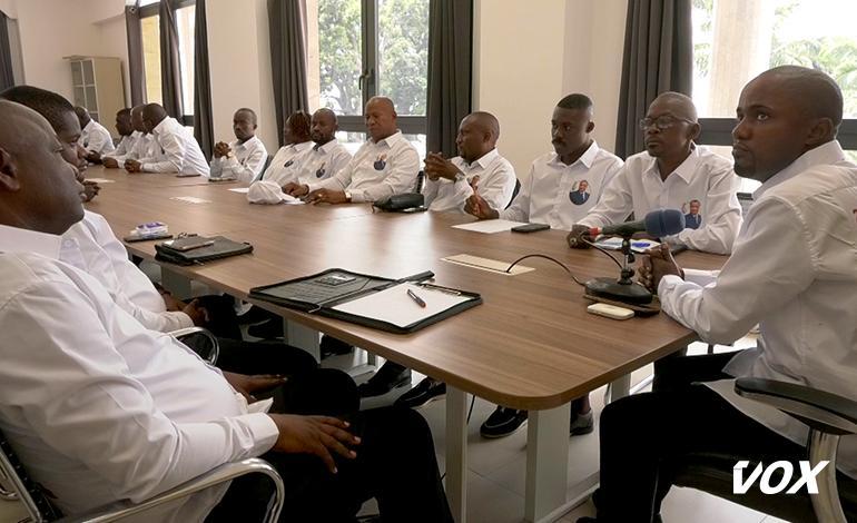 Pona Ekolo Instruits à Soutenir Denis Sassou N'Guesso Pona Ekolo Instruits à Soutenir Denis Sassou N'Guesso