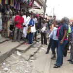 Maire Sensibilise Contre Incivisme à Marché Ndji-Ndji Maire Sensibilise Contre Incivisme à Marché Ndji-Ndji