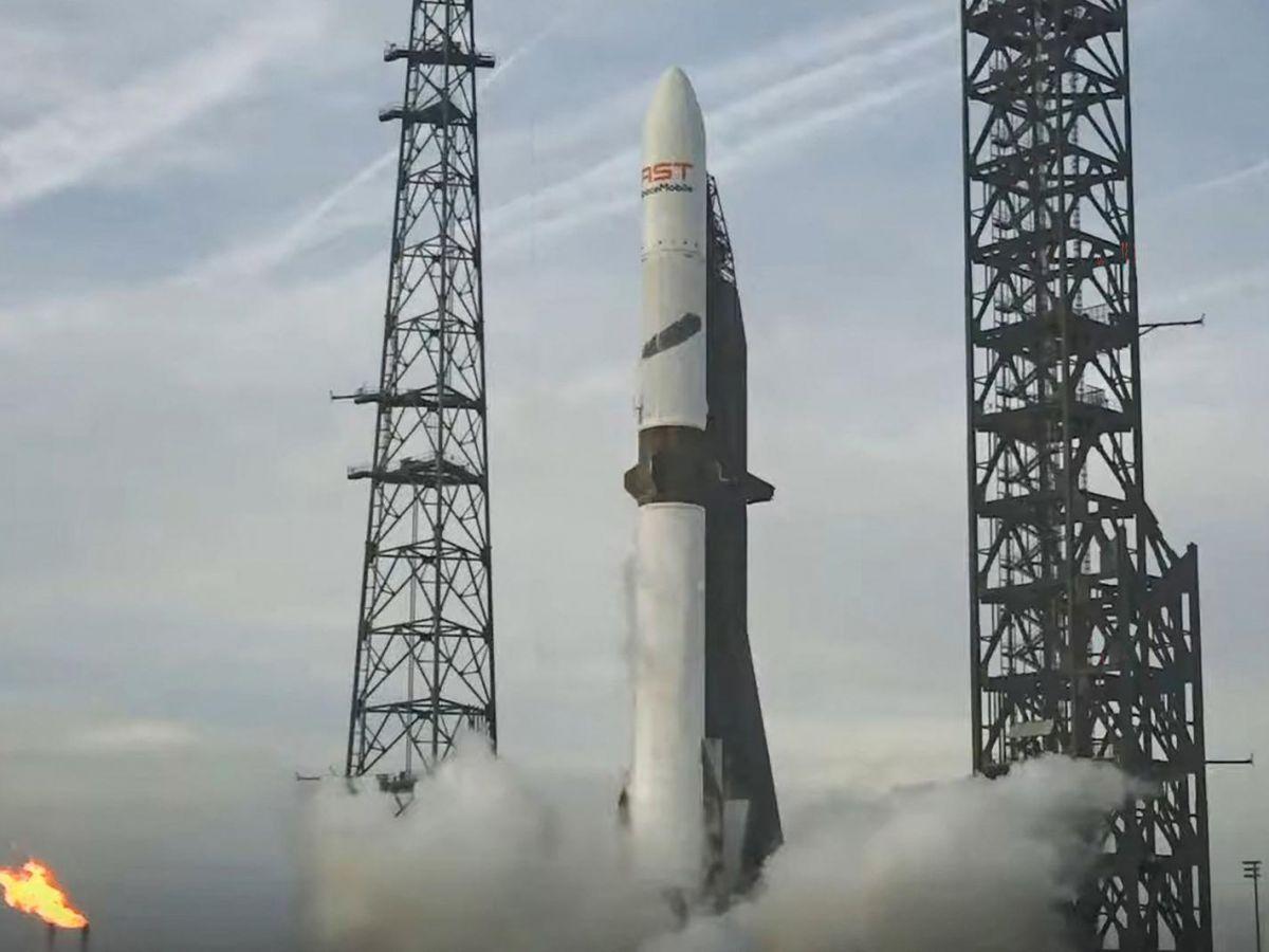 Lancement inaugural d'une fusée réutilisée par Blue Origin Lancement inaugural d'une fusée réutilisée par Blue Origin