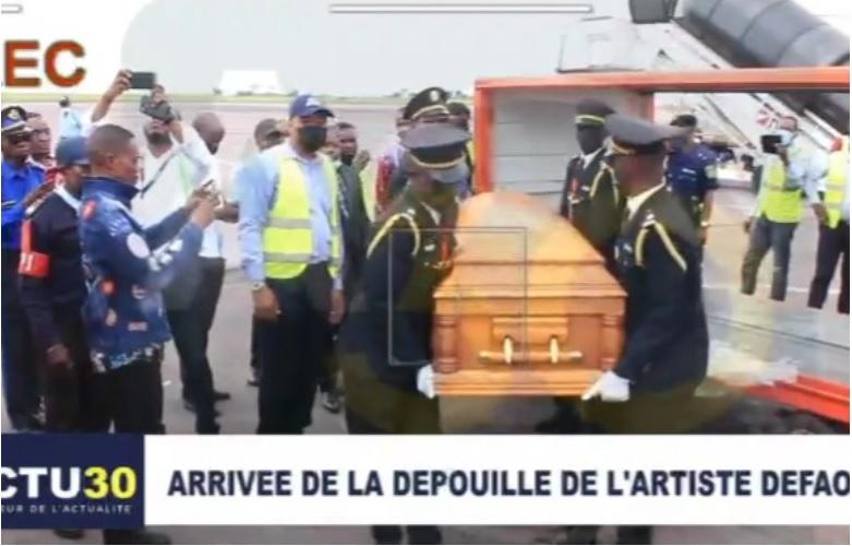 Déjà à Kinshasa, la dépouille du Général Defao placée à l’hôpital du Cinquantenaire