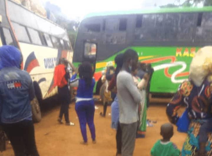 Tshopo : deux bus tombent dans une embuscade des coupeurs de route sur le tronçon Kisangani-Bunia Tshopo : deux bus tombent dans une embuscade des coupeurs de route sur le tronçon Kisangani-Bunia