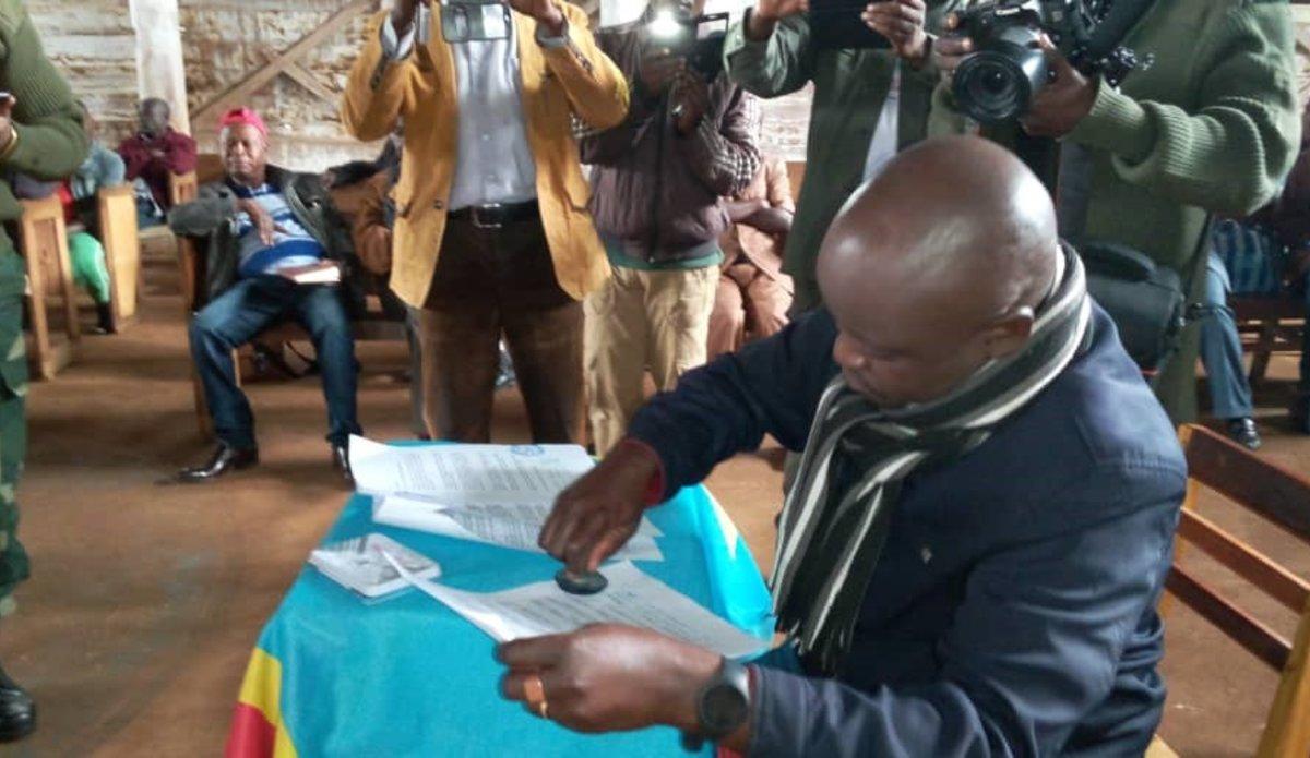 Ituri : des leaders des communautés Lendu et Hema décident de conjuguer des efforts pour rechercher la paix Ituri : des leaders des communautés Lendu et Hema décident de conjuguer des efforts pour rechercher la paix