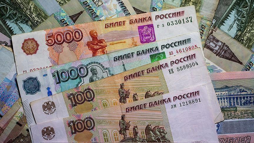 La guerre en Ukraine fait plonger le rouble, mais aussi l'euro et la plupart des monnaies européennes La guerre en Ukraine fait plonger le rouble, mais aussi l'euro et la plupart des monnaies européennes