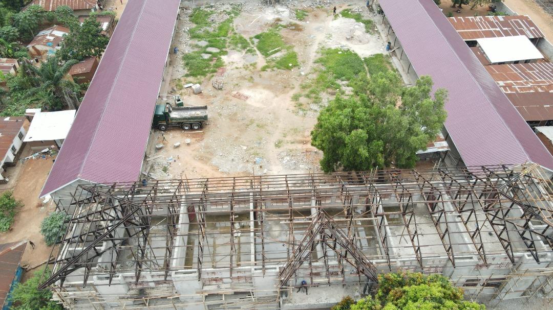 Kasaï oriental : les projets d’infrastructures scolaires et sanitaires financés par le FPI vont bon train Kasaï oriental : les projets d’infrastructures scolaires et sanitaires financés par le FPI vont bon train