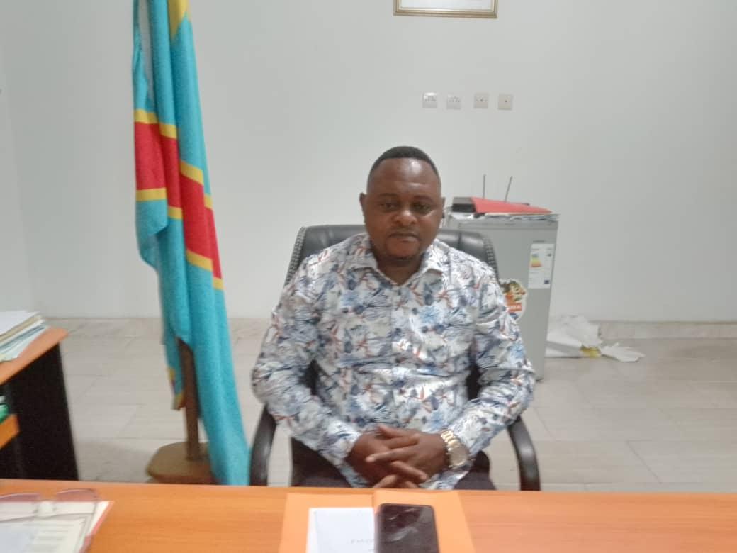 Kinshasa : le bourgmestre de la commune Selembao solicite l'implication des autorités pour la construction d'un marché dans sa municipalité Kinshasa : le bourgmestre de la commune Selembao solicite l'implication des autorités pour la construction d'un marché dans sa municipalité