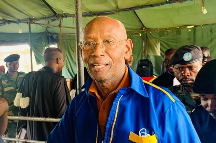 Justice : le prévenu Mwangachuchu mis à l’épreuve de produire le permis d’autorisation du port d’arme de guerre Justice : le prévenu Mwangachuchu mis à l’épreuve de produire le permis d’autorisation du port d’arme de guerre