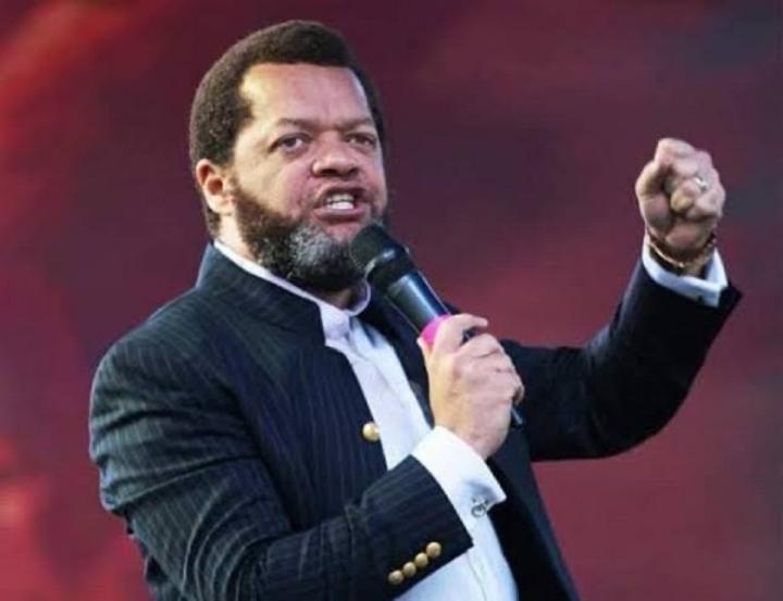 Pasteur Marcelo : « il faut suivre l’intégralité du message, je n’ai insuIté personne, j’ai dit tout haut ce que tout le monde dit tout bas » Pasteur Marcelo : « il faut suivre l’intégralité du message, je n’ai insuIté personne, j’ai dit tout haut ce que tout le monde dit tout bas »