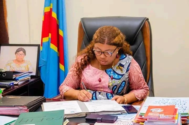 Kasaï-Oriental : la gouverneure ai Julie Kalenga nomme de nouveaux dirigeants à la régie financière Kasaï-Oriental : la gouverneure ai Julie Kalenga nomme de nouveaux dirigeants à la régie financière