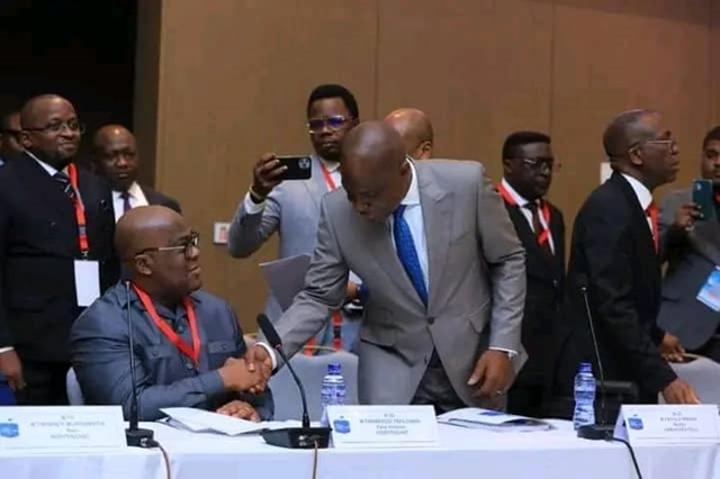 5 ans après, poignée de mains entre Tshisekedi et Fayulu 5 ans après, poignée de mains entre Tshisekedi et Fayulu