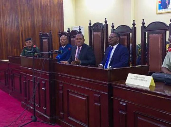 Kinshasa : le contrôle physique de 2 500 nouveaux candidats magistrats débute ce 22 novembre Kinshasa : le contrôle physique de 2 500 nouveaux candidats magistrats débute ce 22 novembre