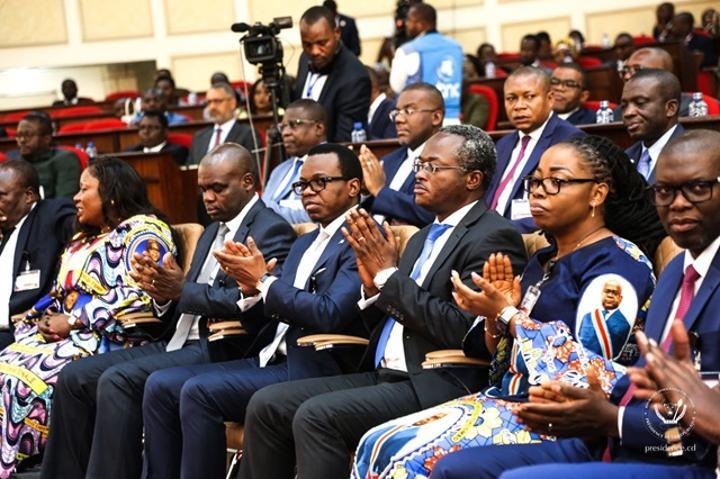 Présidentielle : les gouverneurs vont battre campagne pour Felix Tshisekedi (motion de soutien) Présidentielle : les gouverneurs vont battre campagne pour Felix Tshisekedi (motion de soutien)