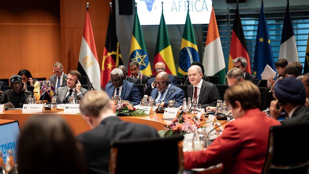 La RDC devient le 13ème pays membres à l'investissement du G20, dénommé La RDC devient le 13ème pays membres à l'investissement du G20, dénommé