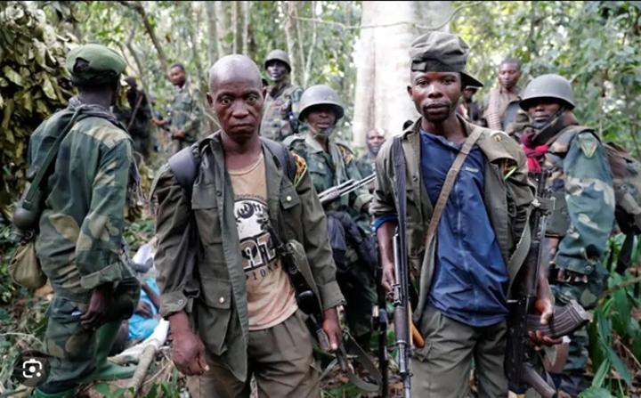 Rutshuru : Deux groupes armés à la recherche de leadership, s’empoignent à Kibirizi Rutshuru : Deux groupes armés à la recherche de leadership, s’empoignent à Kibirizi