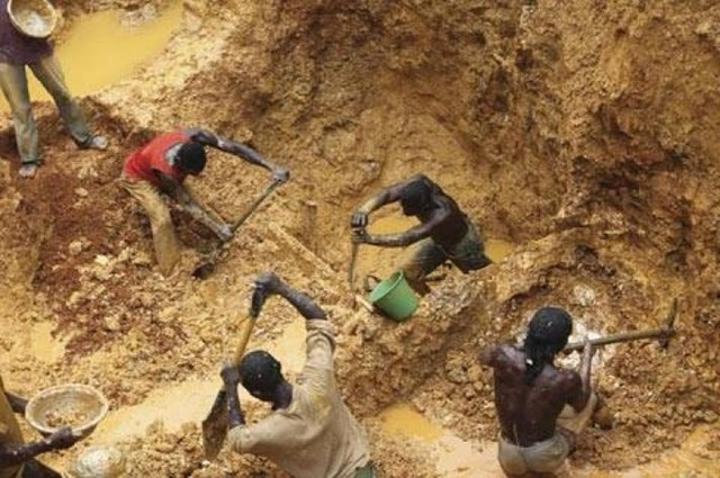 Haut-Uele : cinq morts et neuf rescapés dans un site minier à Watsa Haut-Uele : cinq morts et neuf rescapés dans un site minier à Watsa