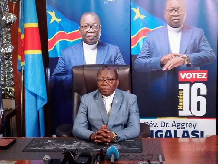 Présidentielle 2023 : Fidèle à la prophétie divine, le Pasteur Ngalasi croit en sa victoire électorale Présidentielle 2023 : Fidèle à la prophétie divine, le Pasteur Ngalasi croit en sa victoire électorale