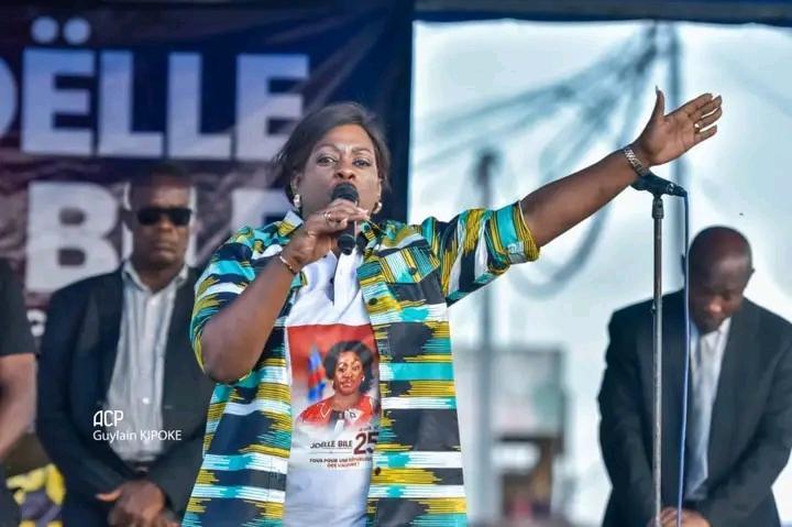 Présidentielle 2023 : Joëlle Bile lance sa campagne électorale à Kinshasa Présidentielle 2023 : Joëlle Bile lance sa campagne électorale à Kinshasa