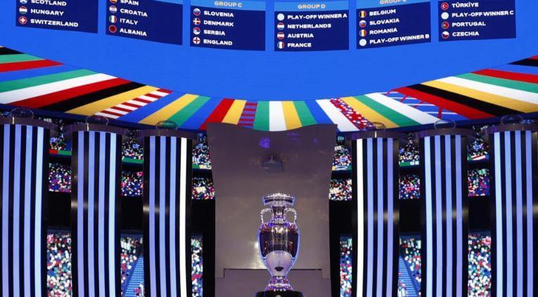 Euro 2024: la France affrontera l'Autriche, les Pays-Bas et le barragiste A dans le groupe D Euro 2024: la France affrontera l'Autriche, les Pays-Bas et le barragiste A dans le groupe D