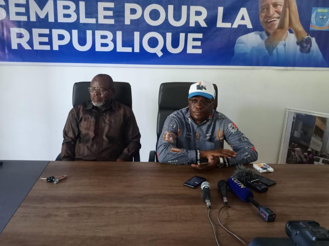 Élections 2023 : « Ensemble pour la République » exige la couverture médiatique en direct du meeting de Moïse Katumbi à Kinshasa Élections 2023 : « Ensemble pour la République » exige la couverture médiatique en direct du meeting de Moïse Katumbi à Kinshasa