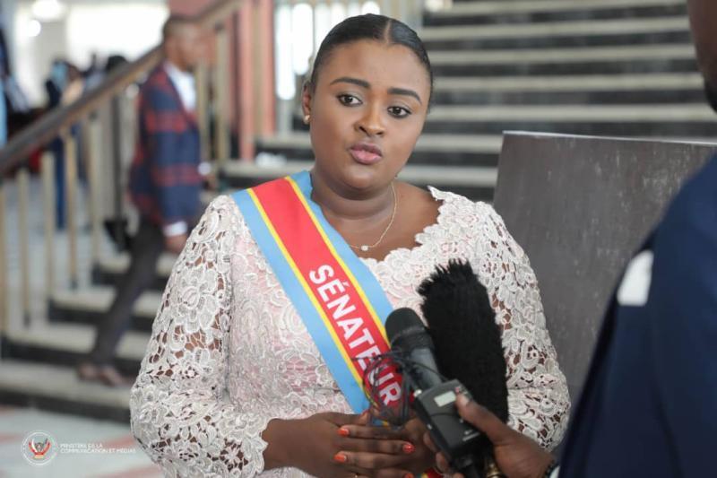Quoi qu'il en soit, Francine Muyumba du FCC exige à la CENI d'organiser les élections dans le délai ! Quoi qu'il en soit, Francine Muyumba du FCC exige à la CENI d'organiser les élections dans le délai !
