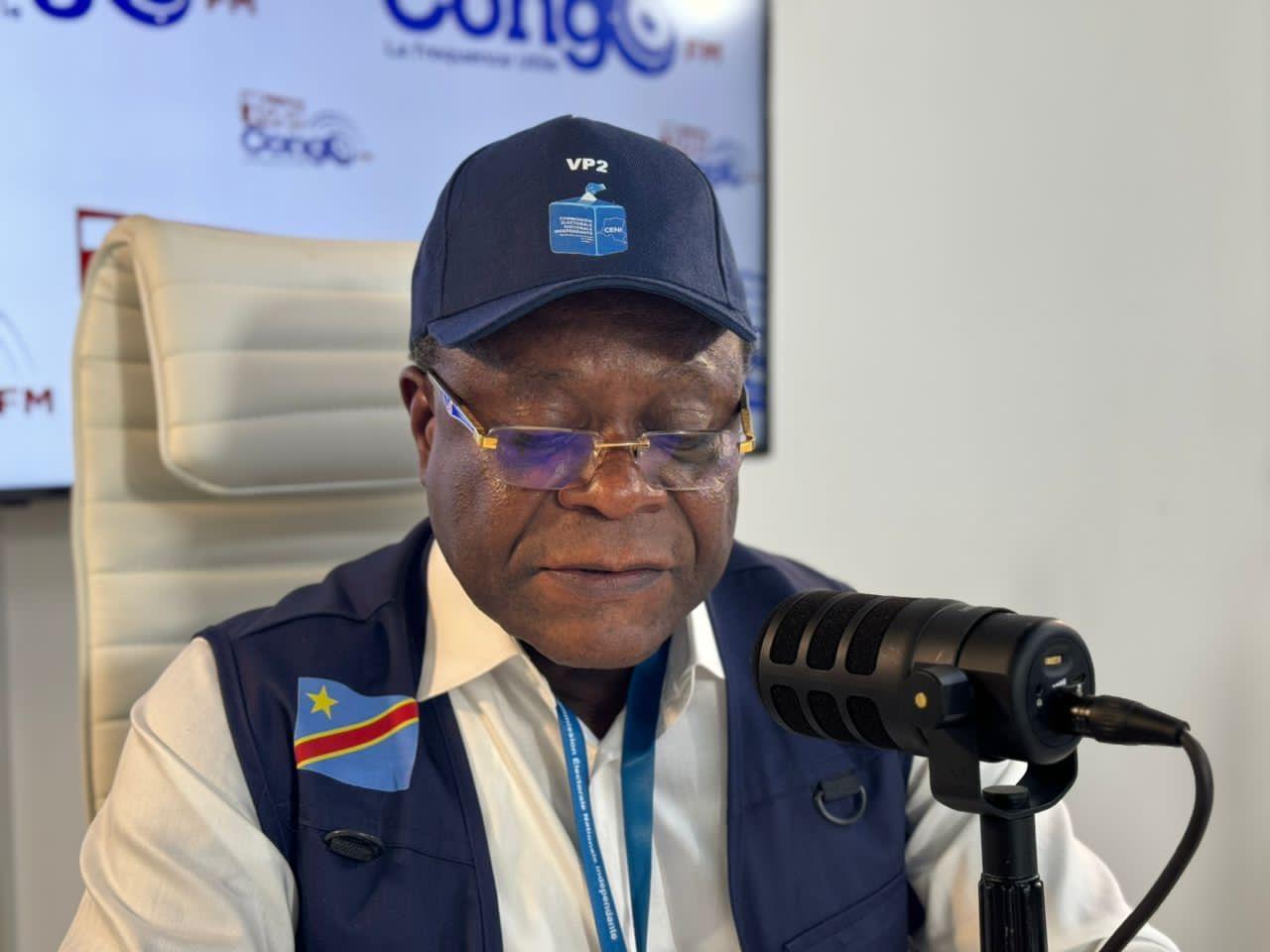 « Ce n'est pas la première fois que le vote s'étale sur deux jours en RDC » (CENI) « Ce n'est pas la première fois que le vote s'étale sur deux jours en RDC » (CENI)