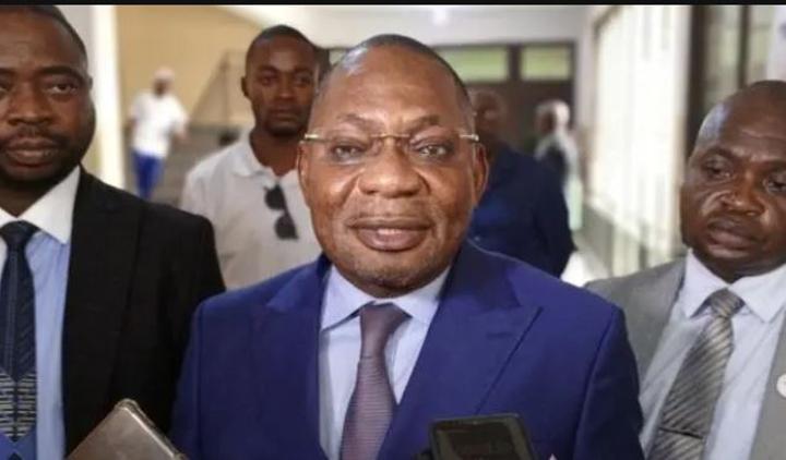 Processus électoral en RDC : Firmin Mvonde menace tous les fauteurs des troubles et rappelle que la propagation de faux bruits est constitutive d’infraction prévue et punie par la loi Processus électoral en RDC : Firmin Mvonde menace tous les fauteurs des troubles et rappelle que la propagation de faux bruits est constitutive d’infraction prévue et punie par la loi