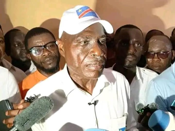 Marche de l'opposition : Fayulu dénonce la coopération entre la police et Marche de l'opposition : Fayulu dénonce la coopération entre la police et