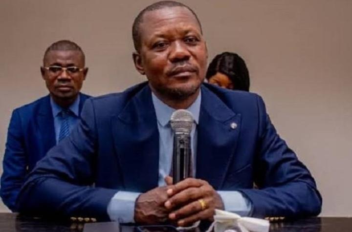 Kinshasa : Kuluta, l’argentier de Ngobila, a fui le pays après l’annonce des audits des comptes et finances de la ville Kinshasa : Kuluta, l’argentier de Ngobila, a fui le pays après l’annonce des audits des comptes et finances de la ville
