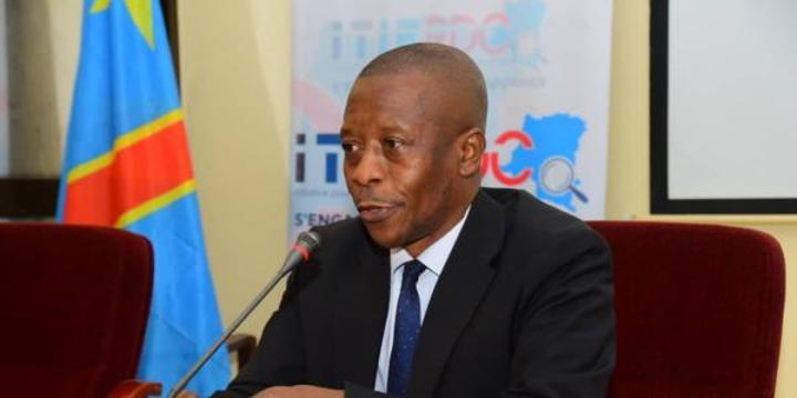 Blocage de la formation du gouvernement : «l’arbitre a perdu son sifflet, si l’arbitre continue comme ça, l’avenir du pays est compromis» (JC Katende à Tshisekedi) Blocage de la formation du gouvernement : «l’arbitre a perdu son sifflet, si l’arbitre continue comme ça, l’avenir du pays est compromis» (JC Katende à Tshisekedi)