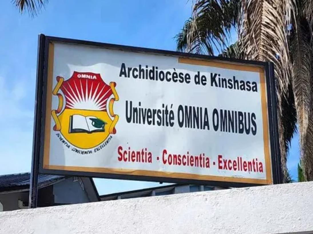 Université Omnia omnibus : le cardinal Malula à l'honneur au colloque interdisciplinaire sur l'église congolaise dans un État congolais Université Omnia omnibus : le cardinal Malula à l'honneur au colloque interdisciplinaire sur l'église congolaise dans un État congolais