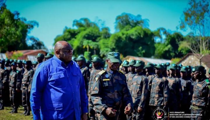 Jean-Pierre Bemba : réflexions sur sa transition de la Défense aux Transports – Réactions, Défis et Perspectives Politiques Jean-Pierre Bemba : réflexions sur sa transition de la Défense aux Transports – Réactions, Défis et Perspectives Politiques