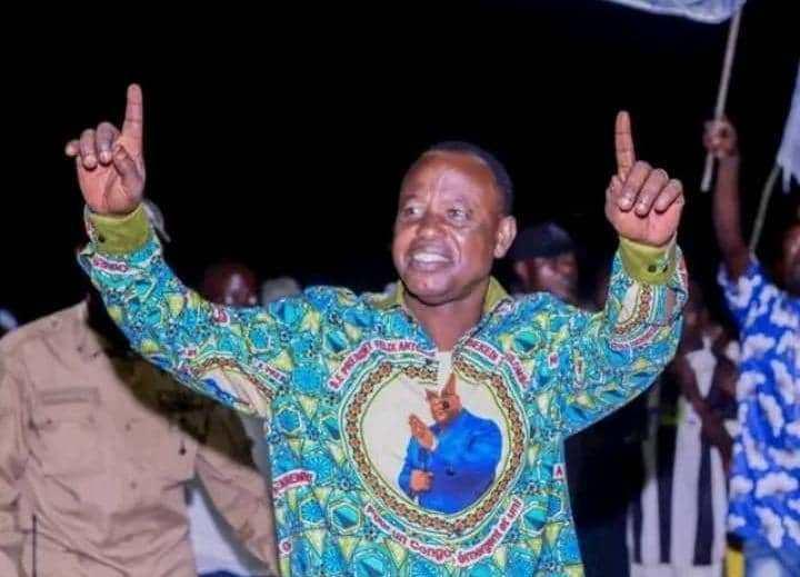 Équateur : encore une nouvelle requête contre l'élection du gouverneur Bobo Boloko déposée au conseil d'État Équateur : encore une nouvelle requête contre l'élection du gouverneur Bobo Boloko déposée au conseil d'État