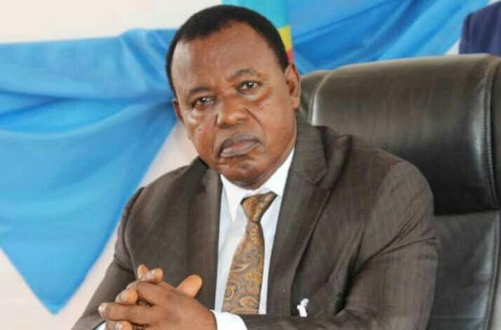 Équateur : retenu à Kinshasa depuis six mois, le gouverneur Bobo Boloko appelé à regagner sa province et mettre en place son gouvernement Équateur : retenu à Kinshasa depuis six mois, le gouverneur Bobo Boloko appelé à regagner sa province et mettre en place son gouvernement