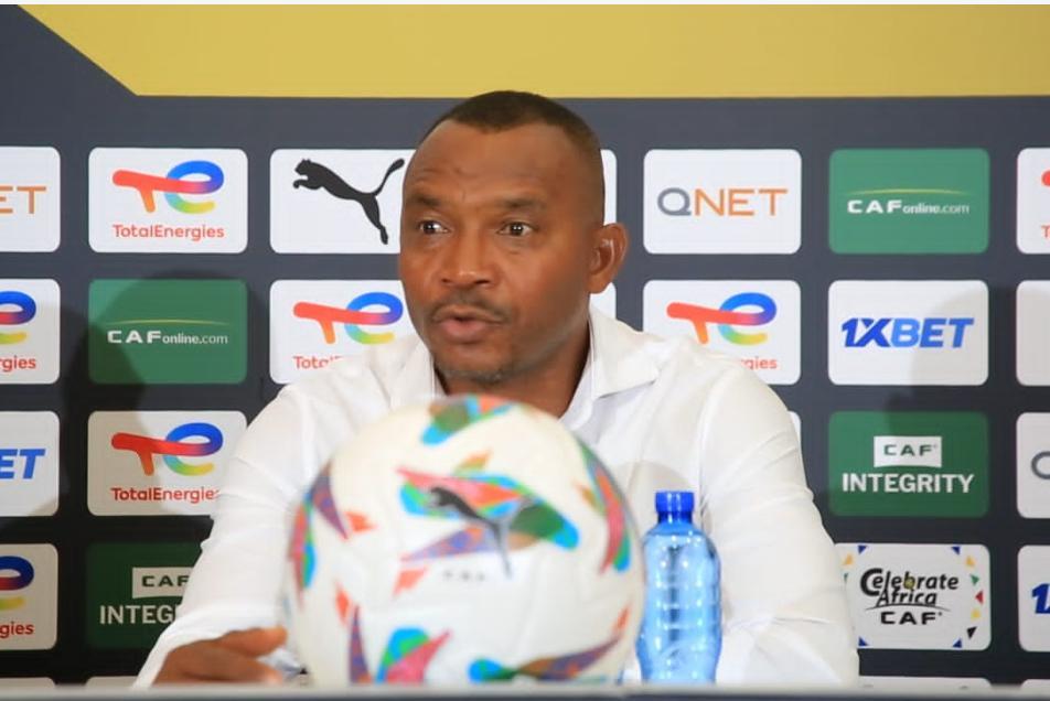 LDC – CAF / Mamelodi Sundowns vs AS Maniema Union (0-0) : « On a réussi à ne pas encaisser, on a souffert ensemble » (Papy Kimoto) LDC – CAF / Mamelodi Sundowns vs AS Maniema Union (0-0) : « On a réussi à ne pas encaisser, on a souffert ensemble » (Papy Kimoto)