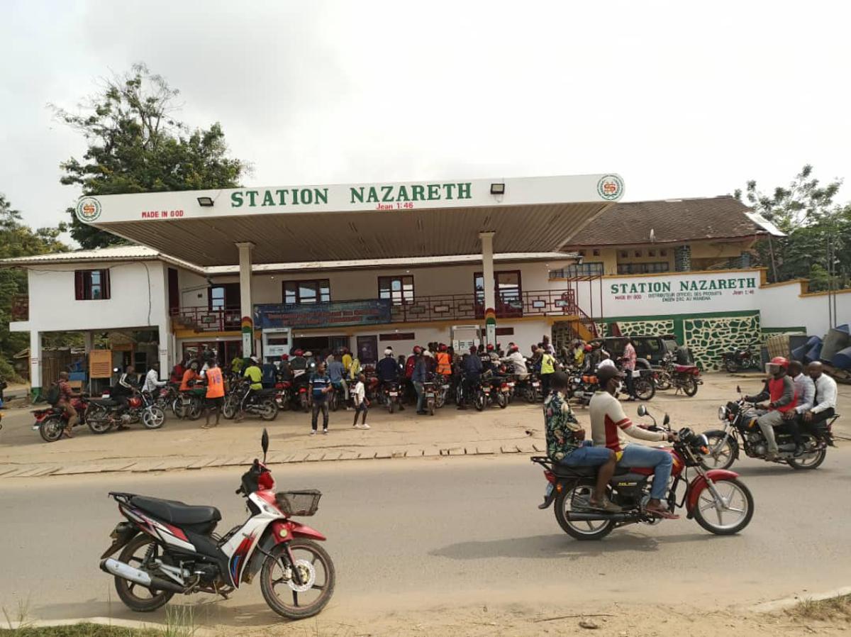 Kindu: Baisse du Prix de L'Essence À 5 500 FC Kindu: Baisse du Prix de L'Essence À 5 500 FC