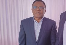 Passeport de Théophile Mbemba Confisqué à l’Aéroport Passeport de Théophile Mbemba Confisqué à l'Aéroport