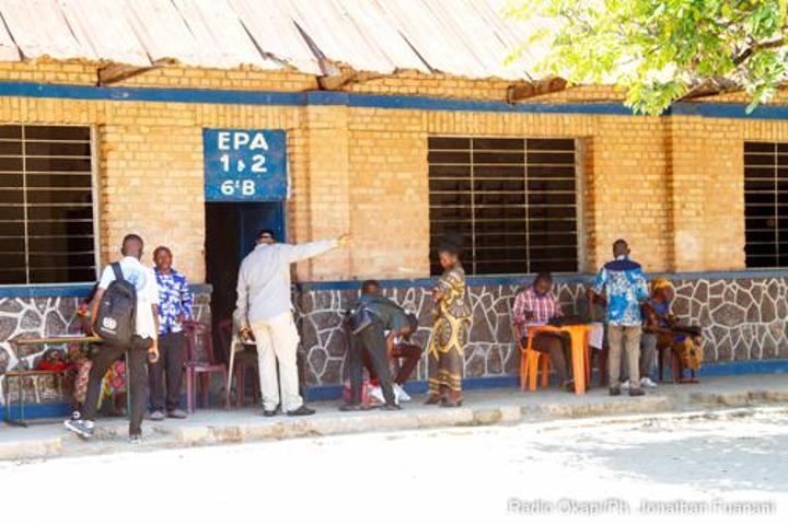 Kibombo: ÉLèVes Appellent le Gouverneur sur GrèVe Enseignants Kibombo: ÉLèVes Appellent le Gouverneur sur GrèVe Enseignants
