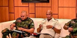 Trois Généraux Écartés Pour Soupçons De Subversion Trois Généraux Écartés Pour Soupçons De Subversion