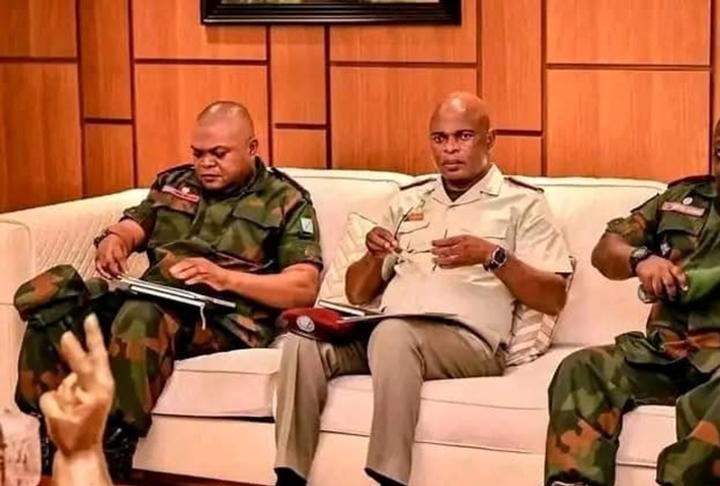 Trois Généraux Écartés Pour Soupçons De Subversion Trois Généraux Écartés Pour Soupçons De Subversion