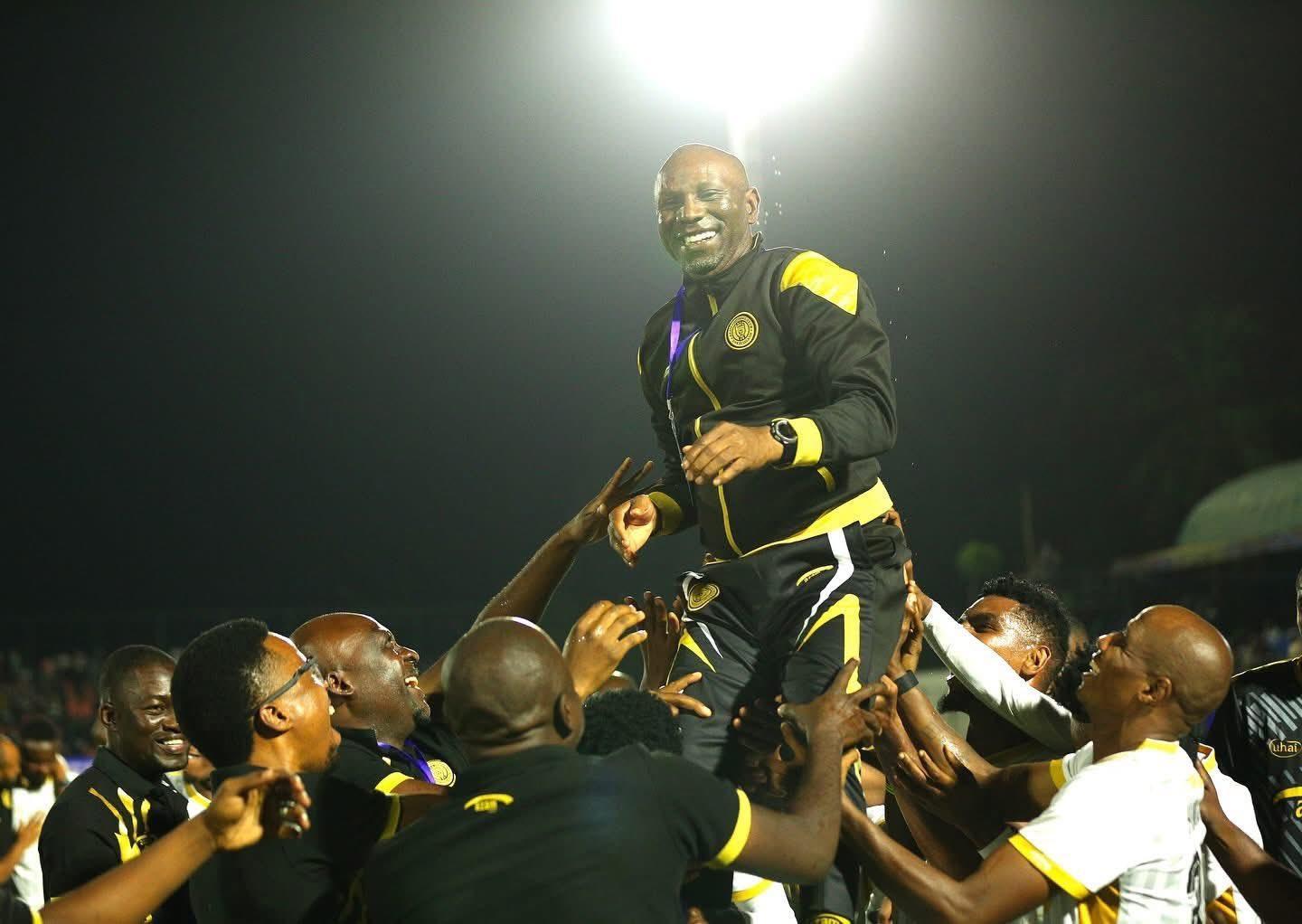 Florent Ibenge Dans L'Histoire D'Azam FC Florent Ibenge Dans L'Histoire D'Azam FC