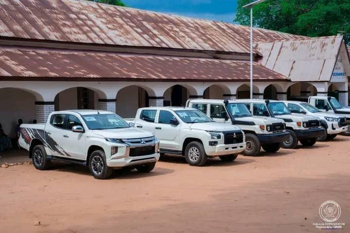 Lomami Renforce Sécurité Avec Six Jeeps Neuves Lomami Renforce Sécurité Avec Six Jeeps Neuves