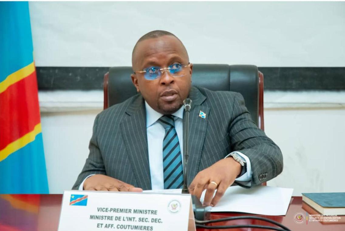 Déchéance Gouverneur Tshopo: Principes Non Respectés Déchéance Gouverneur Tshopo: Principes Non Respectés