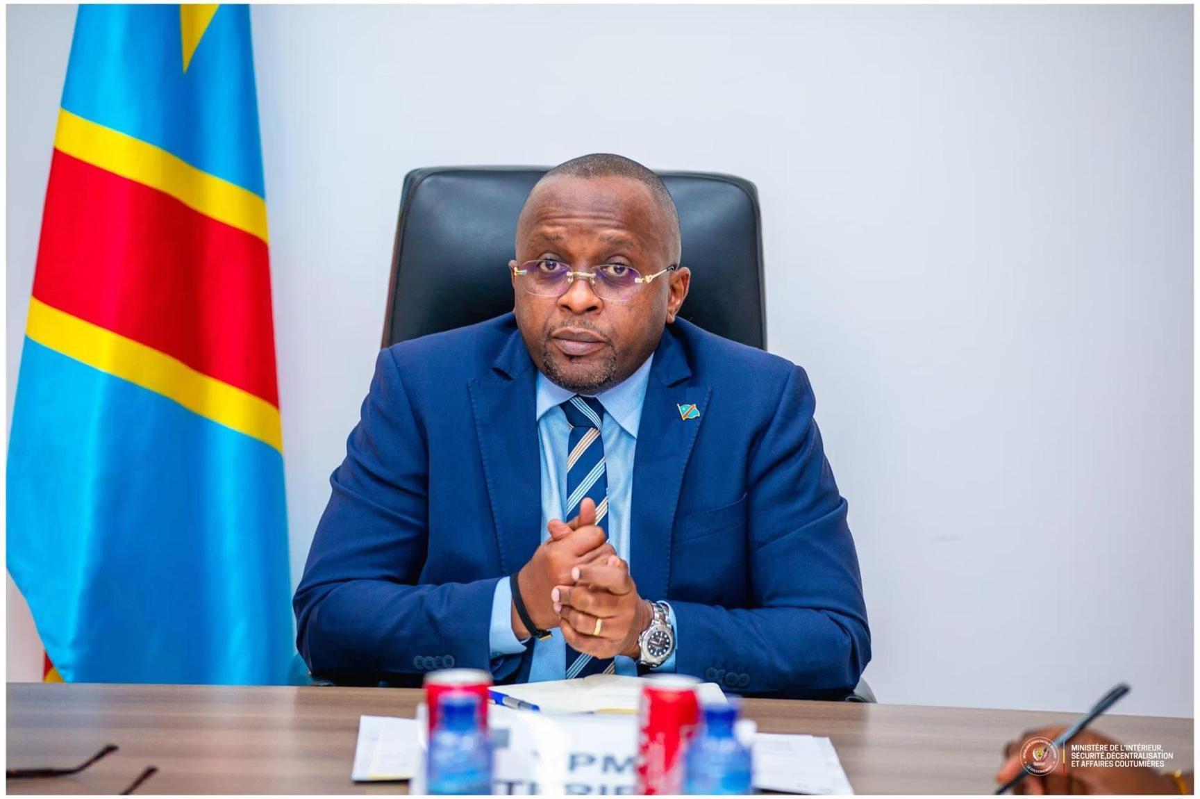 Pas de nouvelle taxe à l'aéroport de N'djili Pas de nouvelle taxe à l'aéroport de N'djili